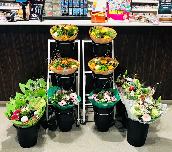 Bloemen meubels en actiedisplays voor uw supermarkt-1